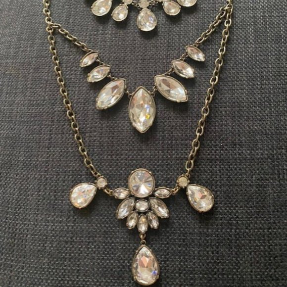 Three Layer Gold Statement Necklace....Beautiful!! - Picture 2 of 3